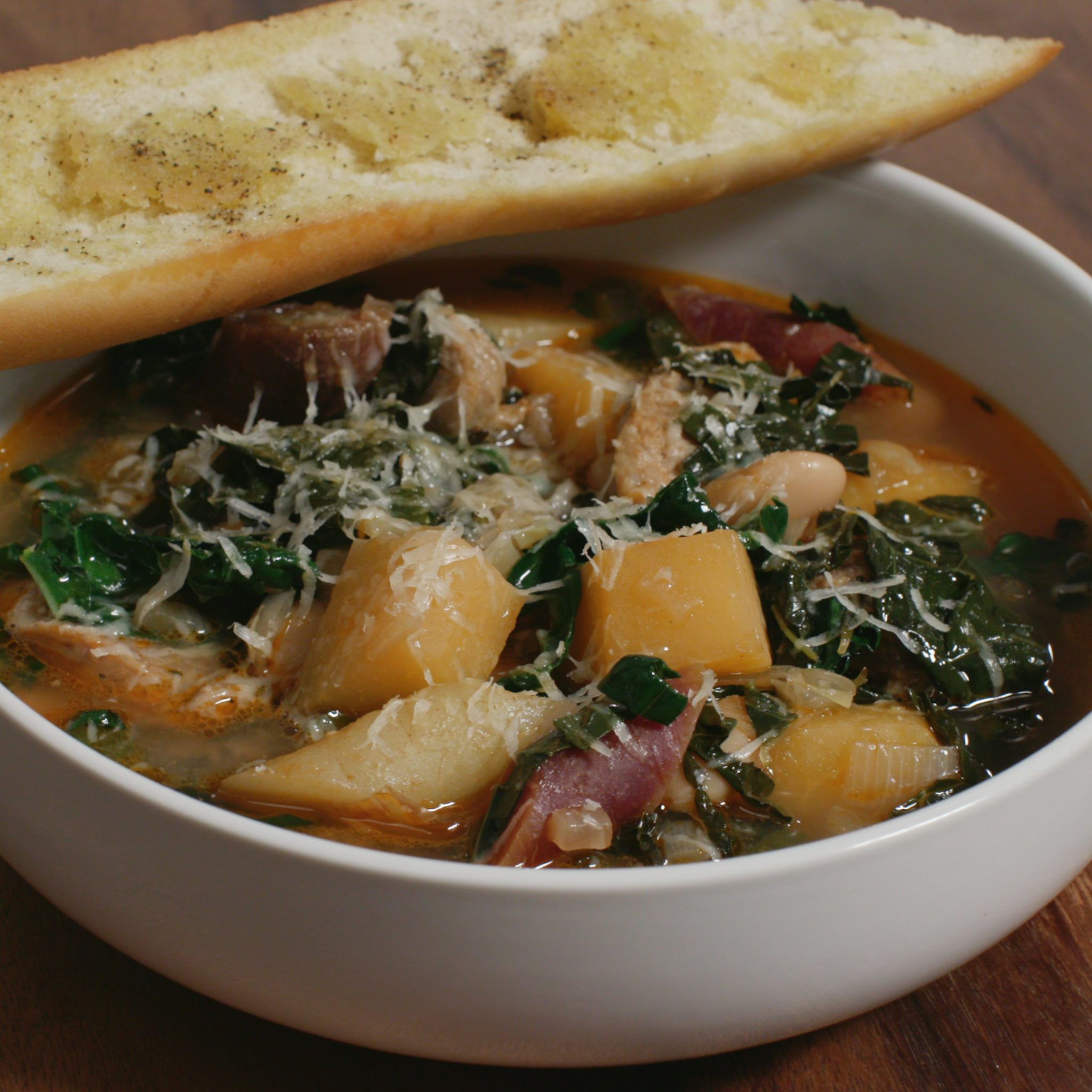 Tuscan Kale And Sausage Stew With Cannellini Beans