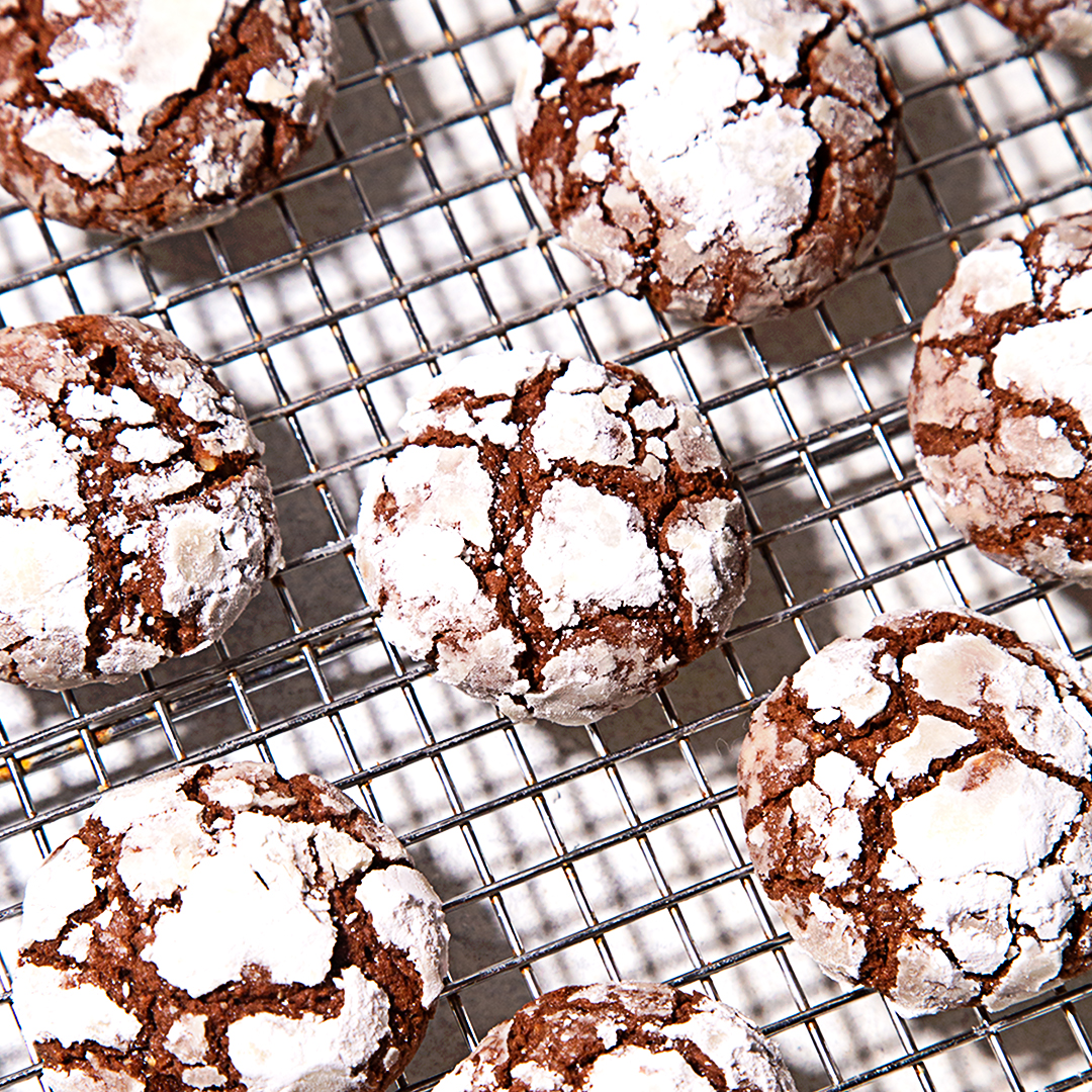 cookie shot glasses - For your milk and cookies! #cookies