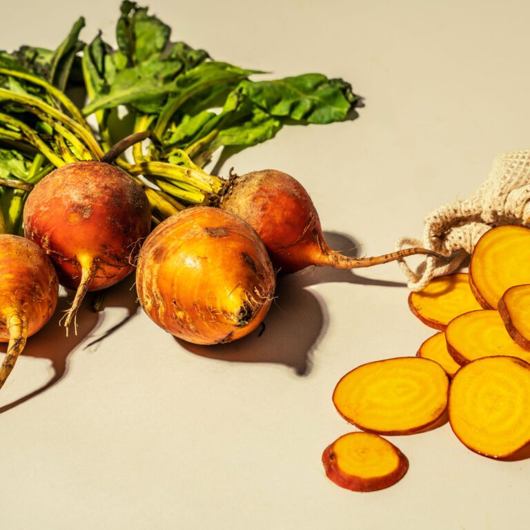 What's the Difference Between Red Beets and Golden Beets? Misfits Market